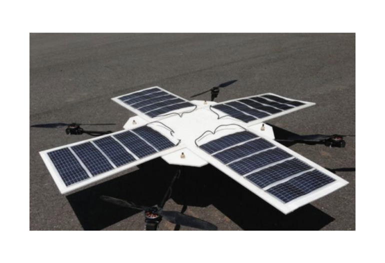Drone dùng năng lượng mặt trời