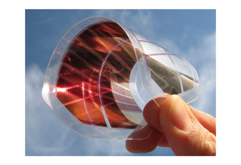 Hình tấm pin uốn cong hoặc dạng màng mỏng